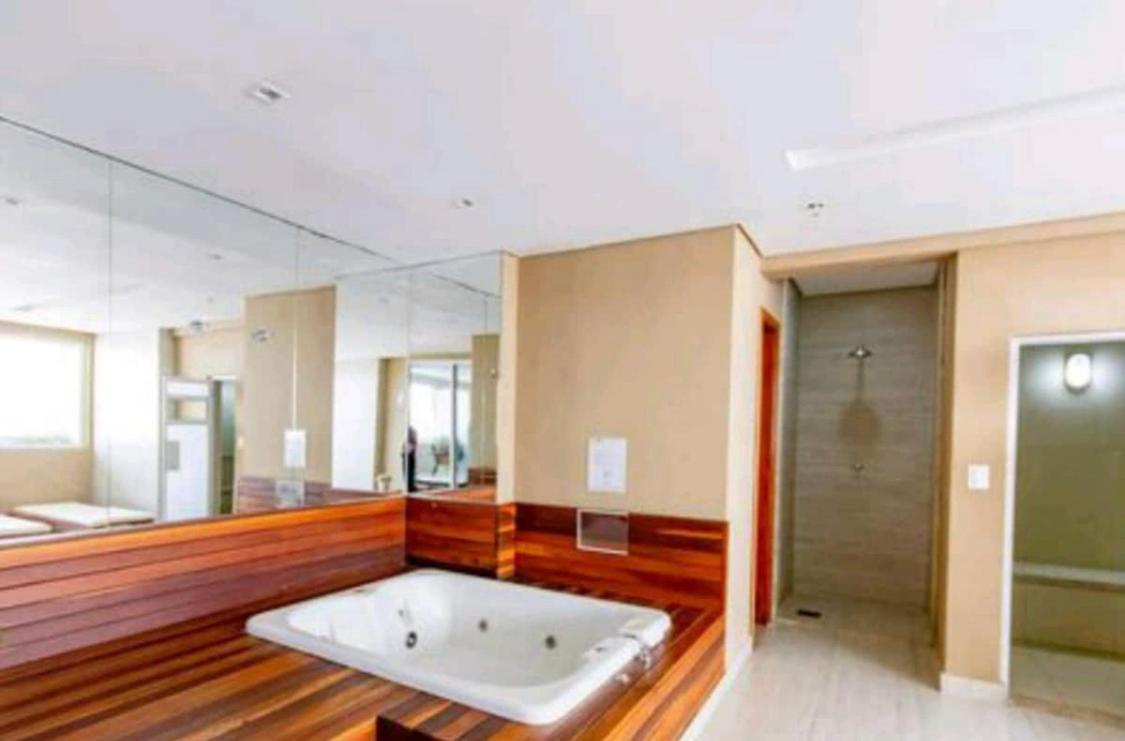 Flat - Brookfield Towers Apartment *